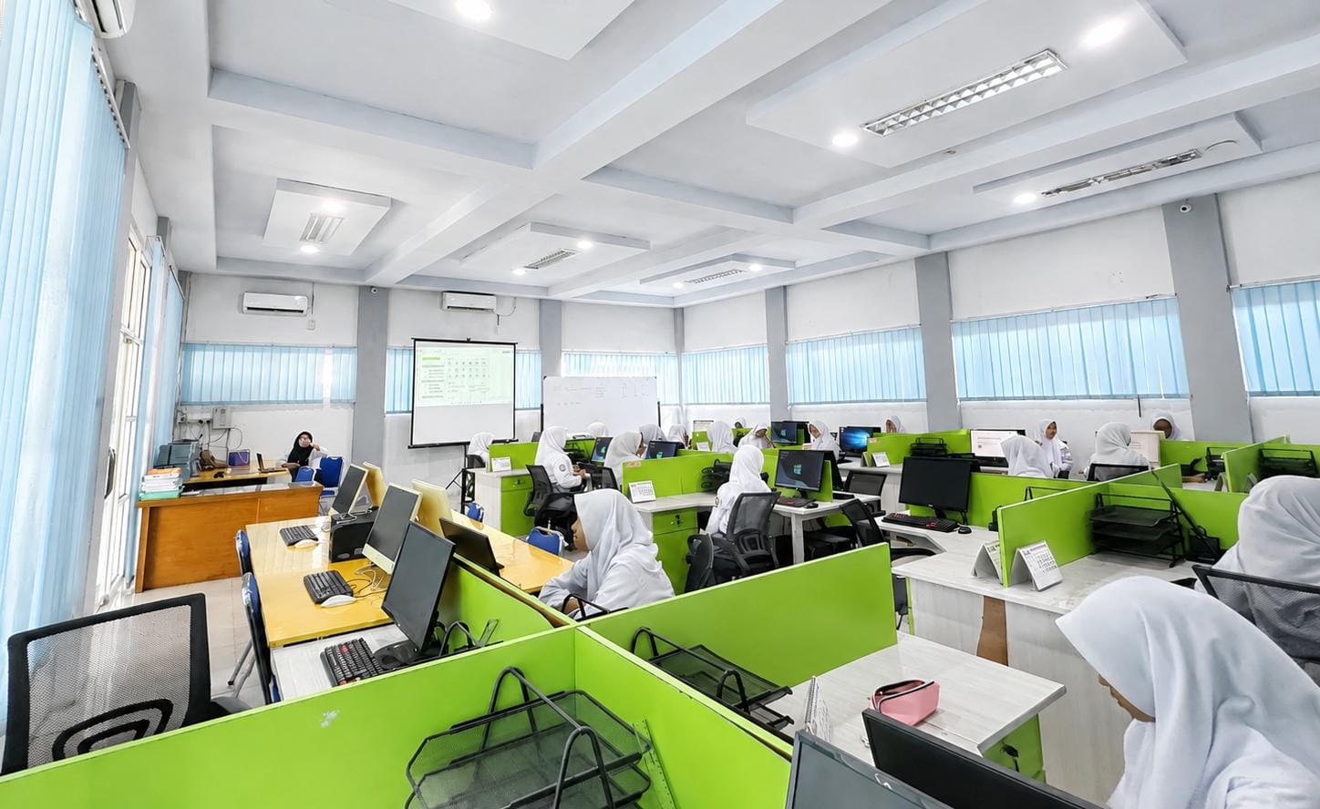Laboratorium Perkantoran
